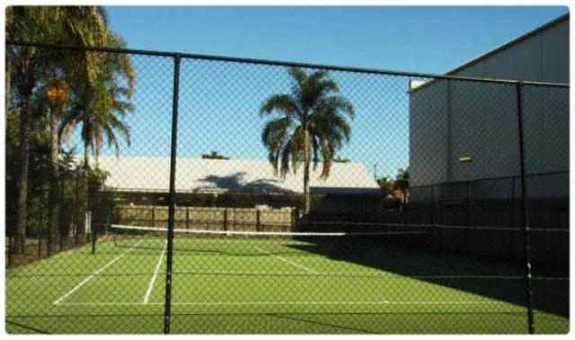 อันชอร์ราจมอเตอร์อินน์ Sunshine Coast ภายนอก รูปภาพ