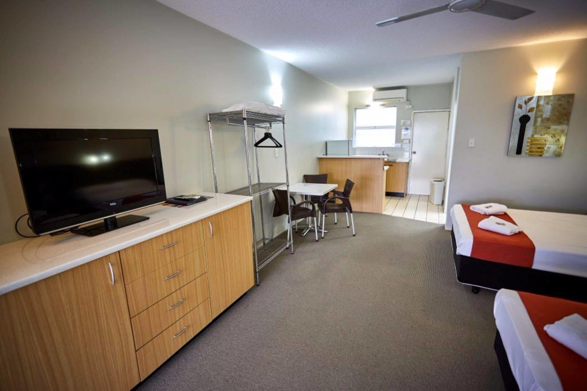 อันชอร์ราจมอเตอร์อินน์ Sunshine Coast ภายนอก รูปภาพ